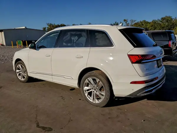 WA1LXBF73ND020231 2022 AUDI Q7 - Image 2