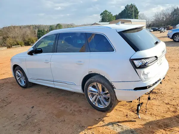 WA1LXBF74ND012137 2022 AUDI Q7 - Image 2