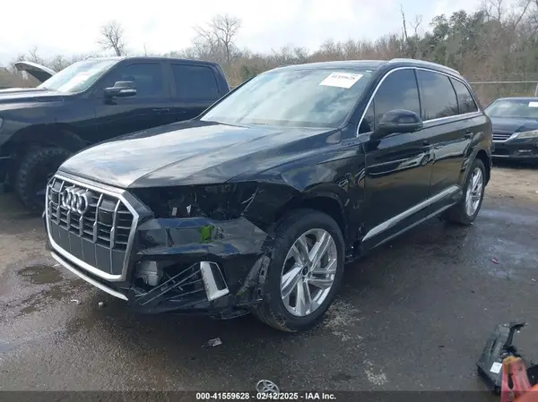 WA1LXBF74PD000475 2023 AUDI Q7 - Image 2