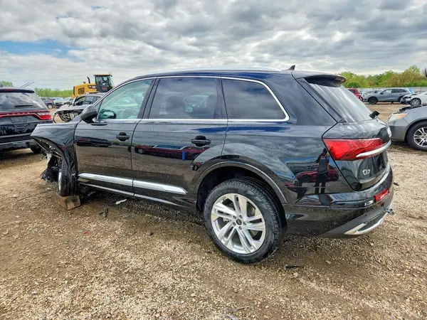 WA1LXBF74RD000494 2024 AUDI Q7 - Image 2