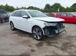 WA1LXBF74RD000821 2024 AUDI Q7