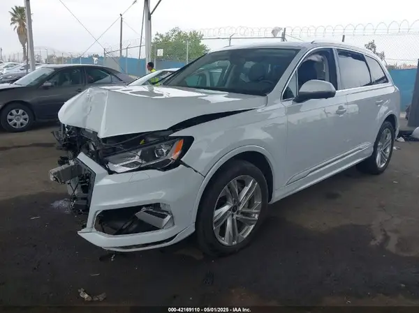 WA1LXBF75ND022305 2022 AUDI Q7 - Image 2