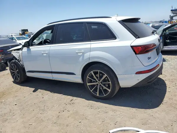 WA1LXBF75PD005748 2023 AUDI Q7 - Image 2