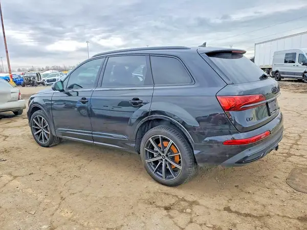 WA1LXBF75RD007681 2024 AUDI Q7 - Image 2
