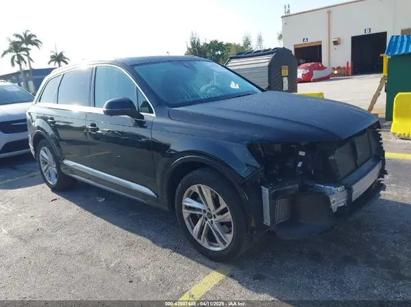 WA1LXBF76RD008242 2024 AUDI Q7 - Image 1