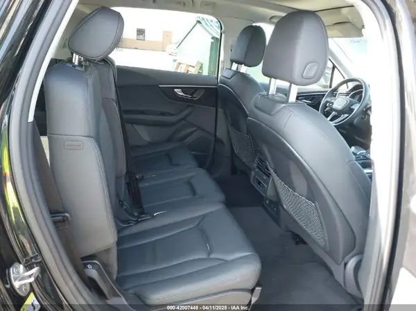 WA1LXBF76RD008242 2024 AUDI Q7 - Image 8