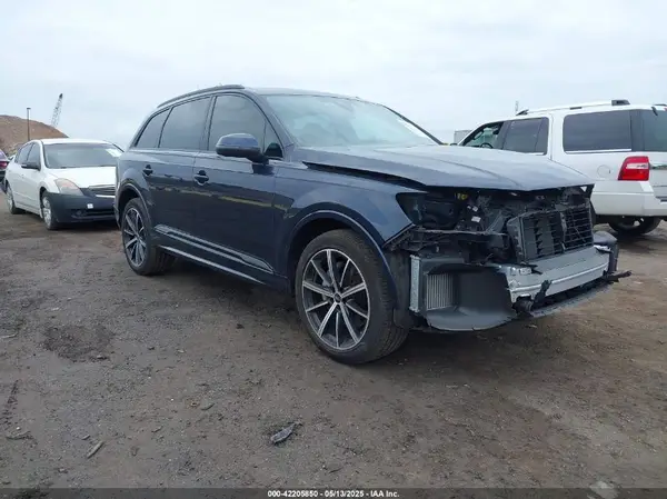 WA1LXBF77PD020848 2023 AUDI Q7 - Image 1