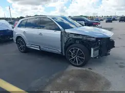 WA1LXBF78ND008060 2022 AUDI Q7