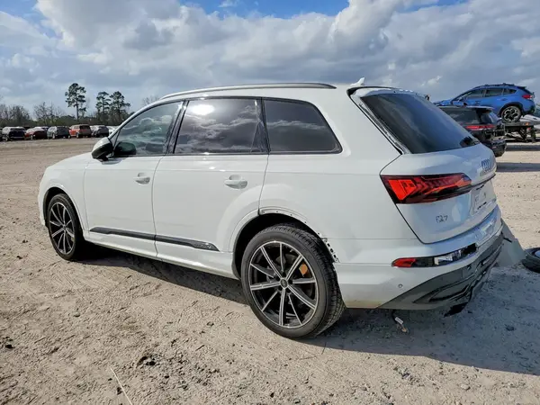 WA1LXBF78ND013212 2022 AUDI Q7 - Image 2