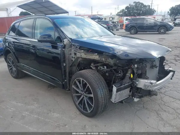 WA1LXBF78PD024794 2023 AUDI Q7 - Image 1