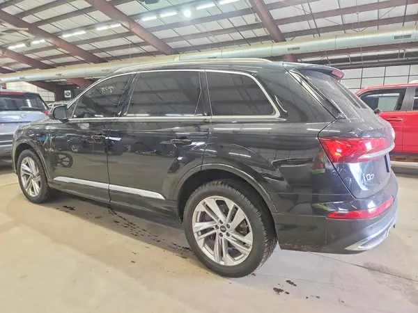WA1LXBF79PD001038 2023 AUDI Q7 - Image 2