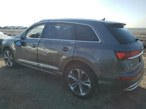 WA1LXBF79PD015067 2023 AUDI Q7 - Image 2