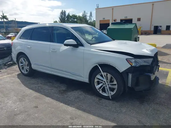 WA1LXBF79RD005643 2024 AUDI Q7 - Image 1
