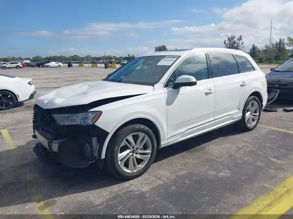 WA1LXBF79RD005643 2024 AUDI Q7 - Image 2