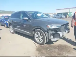 WA1LXBF7XRD005215 2024 AUDI Q7