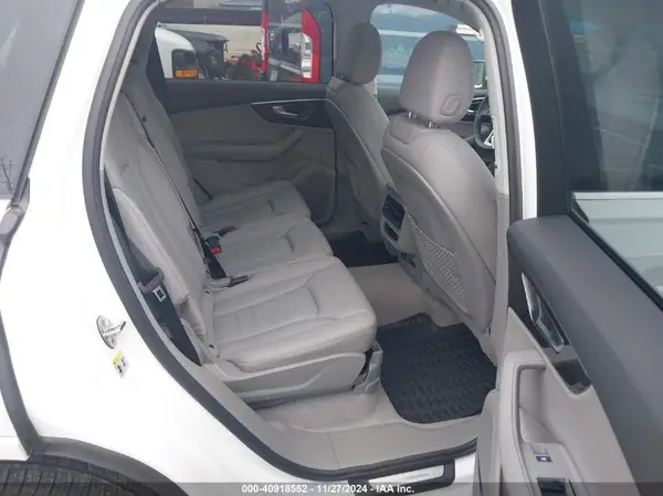 WA1LXBF7XRD006770 2024 AUDI Q7 - Image 8