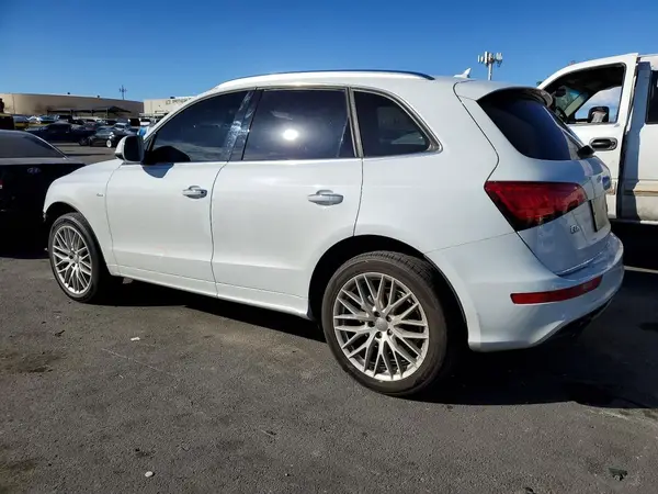 WA1M2AFP0HA064447 2017 AUDI Q5 - Image 2