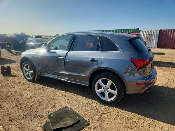 WA1M2AFP1HA030369 2017 AUDI Q5 - Image 2