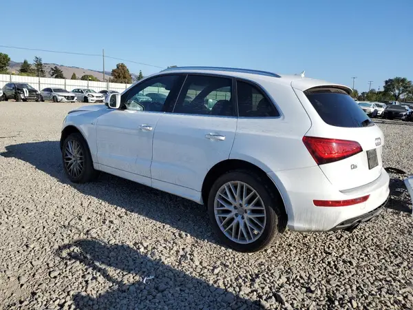 WA1M2AFP1HA034227 2017 AUDI Q5 - Image 2