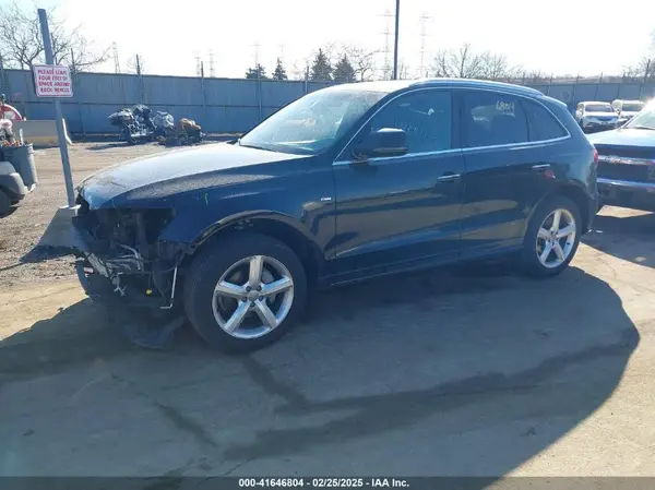 WA1M2AFP2HA030476 2017 AUDI Q5 - Image 2