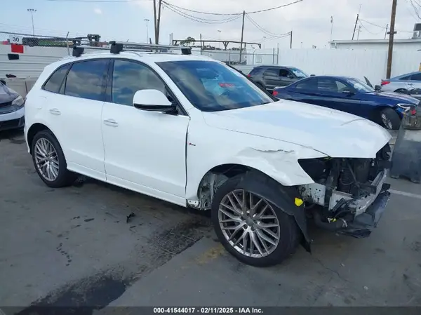 WA1M2AFP3HA043270 2017 AUDI Q5 - Image 1