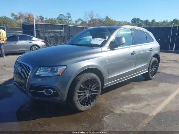 WA1M2AFP3HA075264 2017 AUDI Q5 - Image 2