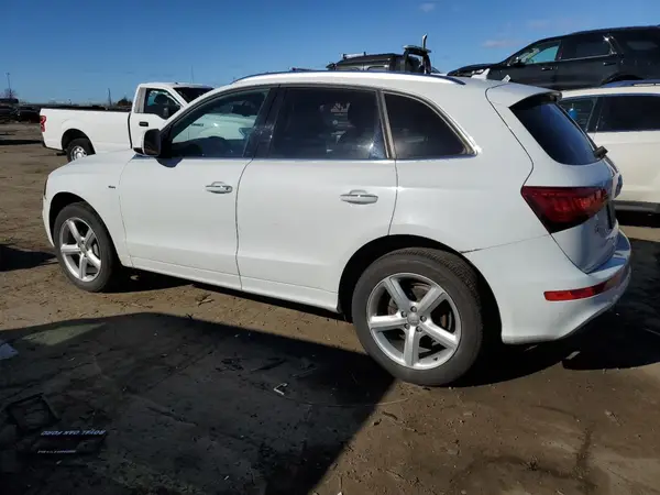 WA1M2AFP4HA077380 2017 AUDI Q5 - Image 2