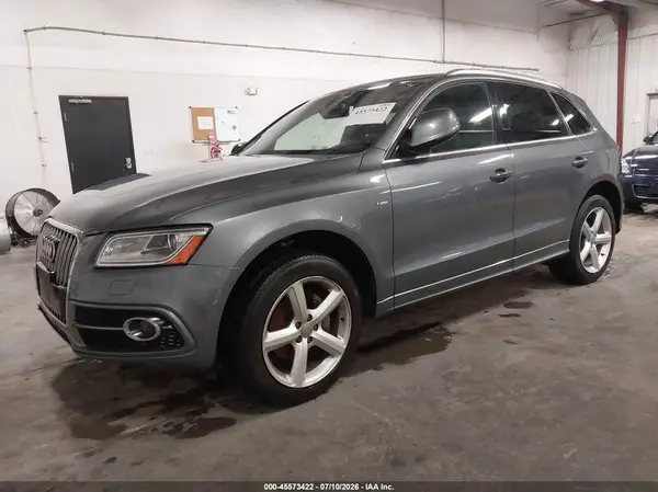 WA1M2AFP4HA096303 2017 AUDI Q5 - Image 2