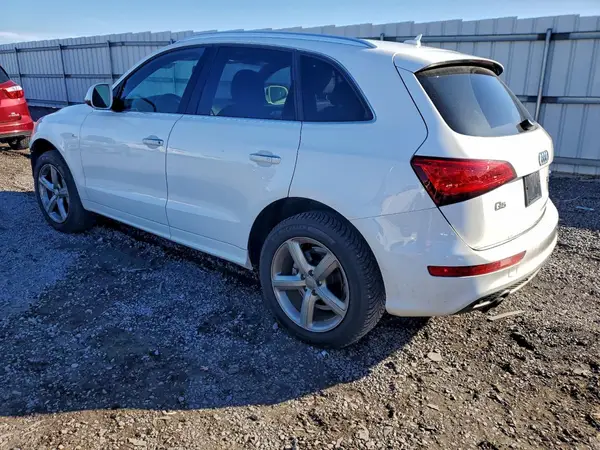 WA1M2AFP6HA030867 2017 AUDI Q5 - Image 2