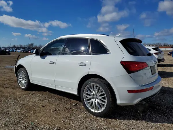 WA1M2AFP6HA037799 2017 AUDI Q5 - Image 2