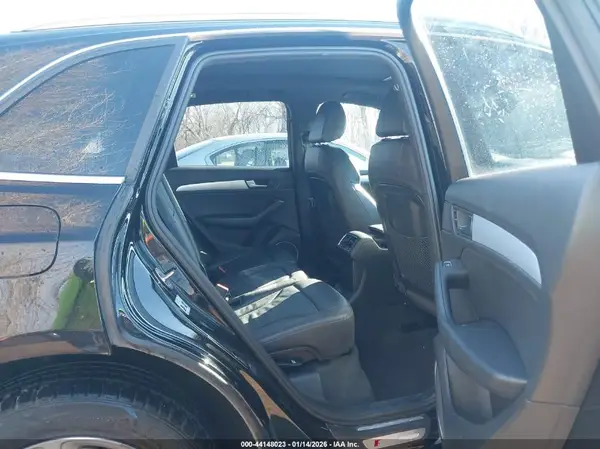 WA1M2AFP7HA030733 2017 AUDI Q5 - Image 8