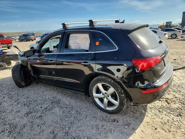 WA1M2AFP7HA030764 2017 AUDI Q5 - Image 2