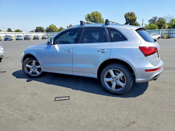 WA1M2AFP7HA038041 2017 AUDI Q5 - Image 2