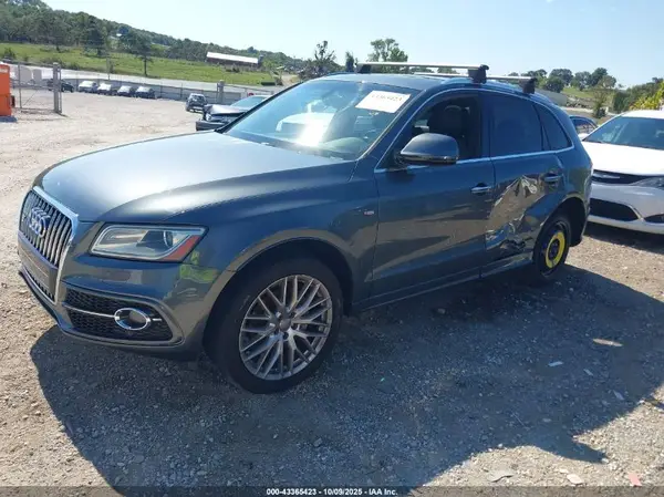 WA1M2AFP7HA090172 2017 AUDI Q5 - Image 2
