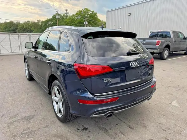 WA1M2AFP7HA091922 2017 AUDI Q5 - Image 2