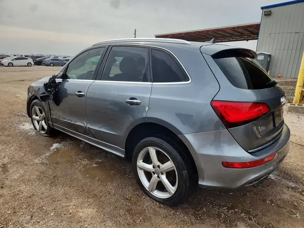 WA1M2AFP7HA094755 2017 AUDI Q5 - Image 2