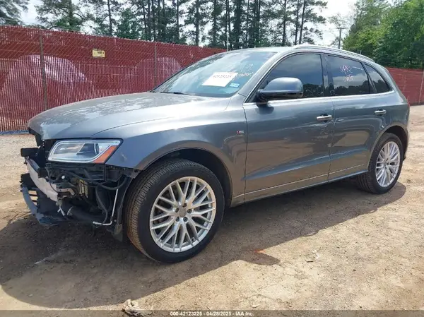 WA1M2AFP8HA045256 2017 AUDI Q5 - Image 2