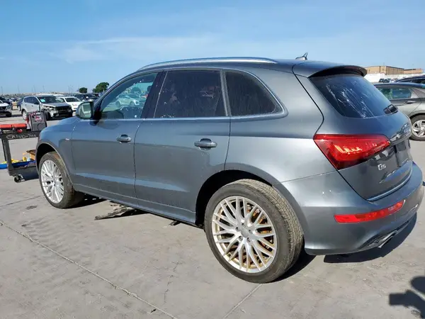 WA1M2AFP8HA093193 2017 AUDI Q5 - Image 2