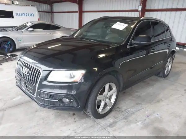 WA1M2AFP9HA057898 2017 AUDI Q5 - Image 2