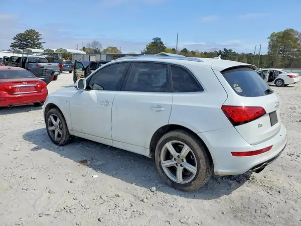 WA1M2AFPXHA057716 2017 AUDI Q5 - Image 2