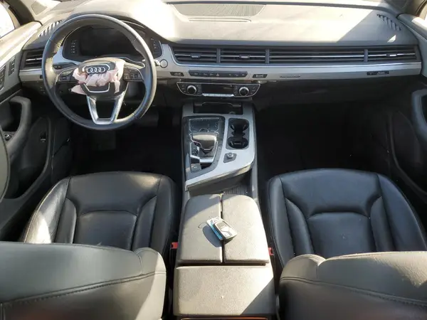 WA1MAAF73KD028745 2019 AUDI Q7 - Image 8