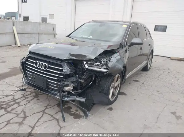 WA1MAAF76JD024610 2018 AUDI Q7 - Image 2