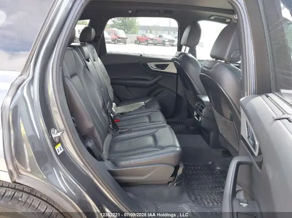 WA1MAAF77HD028756 2017 AUDI Q7 - Image 8