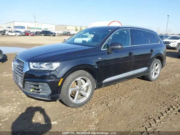 WA1MAAF78JD049881 2018 AUDI Q7 - Image 2