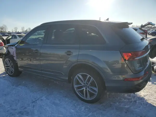 WA1MXAF70MD034133 2021 AUDI Q7 - Image 2