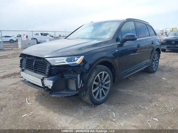 WA1MXAF74MD012099 2021 AUDI Q7 - Image 2