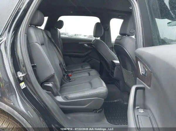 WA1MXAF75LD009467 2020 AUDI Q7 - Image 8