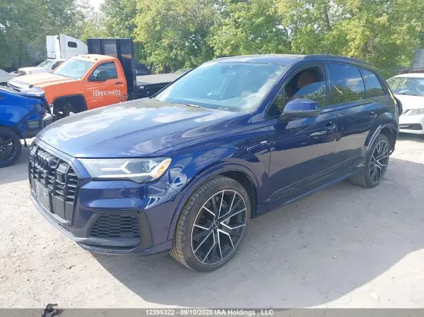 WA1MXBF76ND020647 2022 AUDI Q7 - Image 2