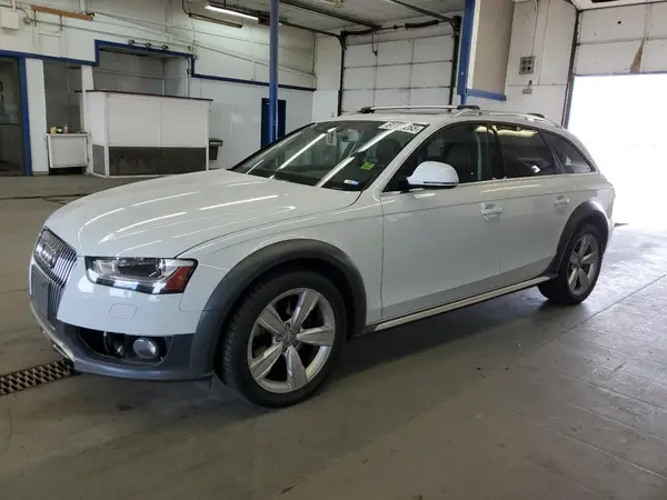 WA1TFAFL1GA014684 2016 AUDI A4 - Image 1
