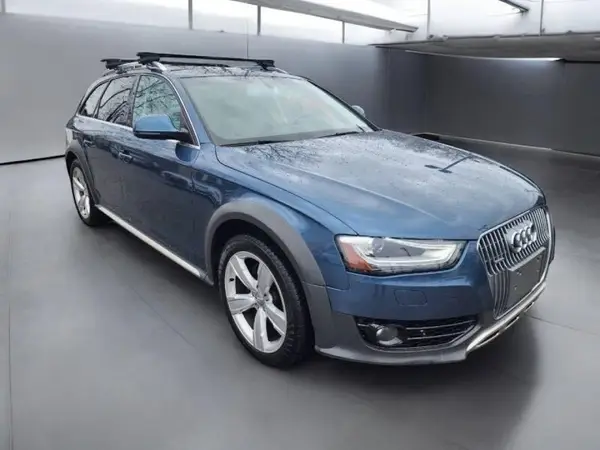 WA1UFAFL1GA012XXX 2016 AUDI A4 - Image 1